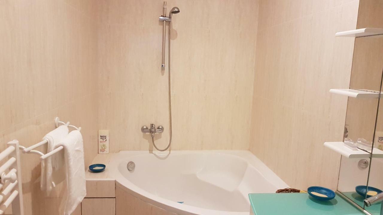 Appartement Cosy Et Lumineux Idealement Place Boulogne-sur-Mer Kültér fotó